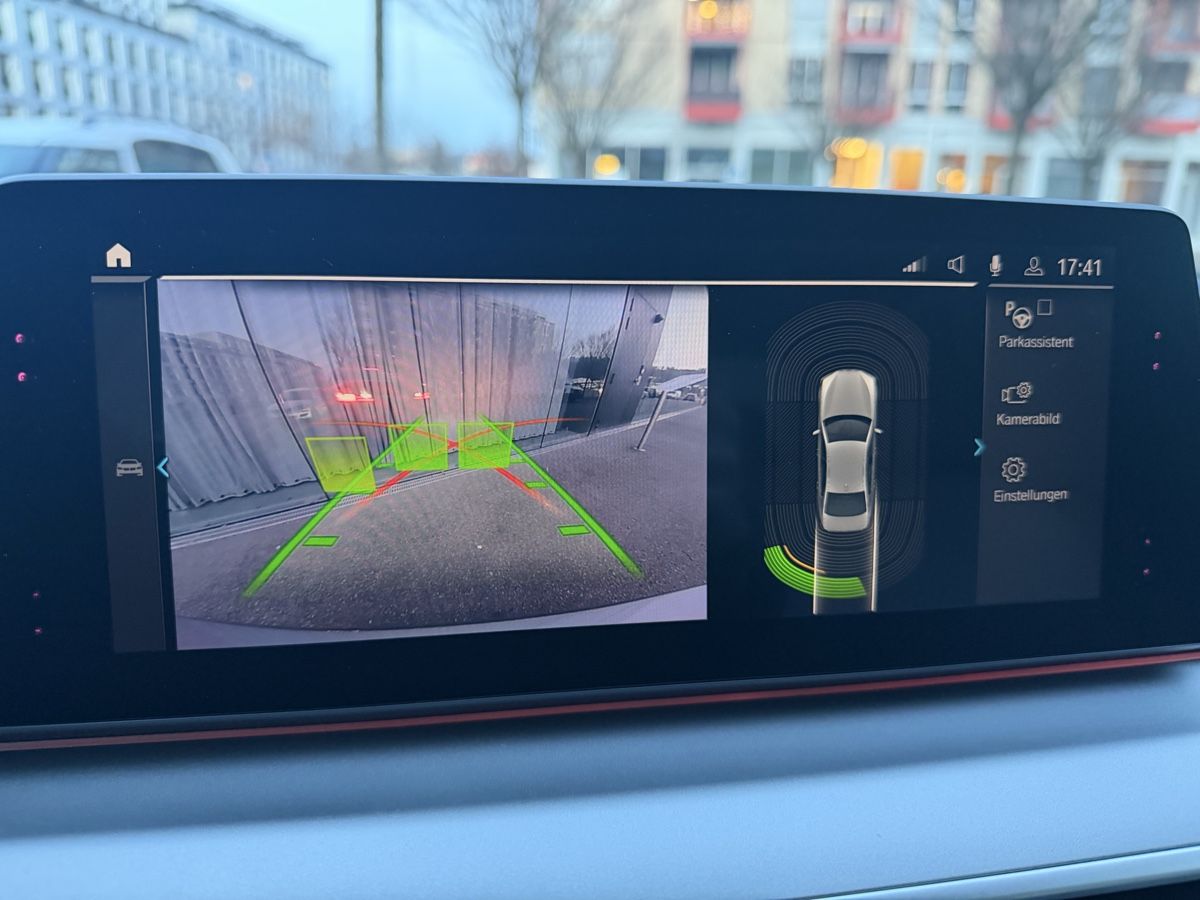 BMW Autos: BMW 530e xDrive – D'occasion à Winterthur par sch_5lnl 7