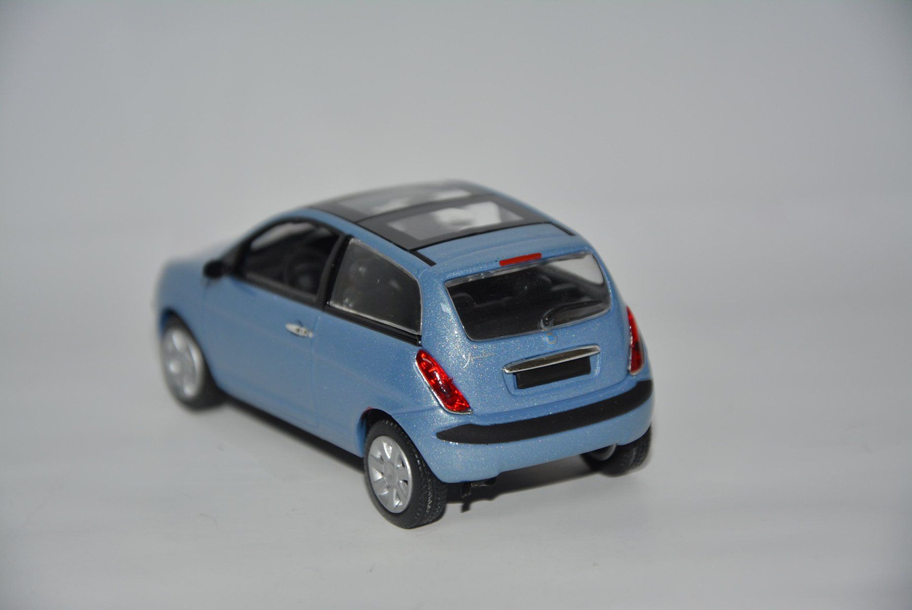 Lancia Modellini d'auto: Lancia Y Ypsilon 1996 , Norev , 1:43 – Nuovo (secondo la descrizione) da Goldach venduto da Feivel9 5