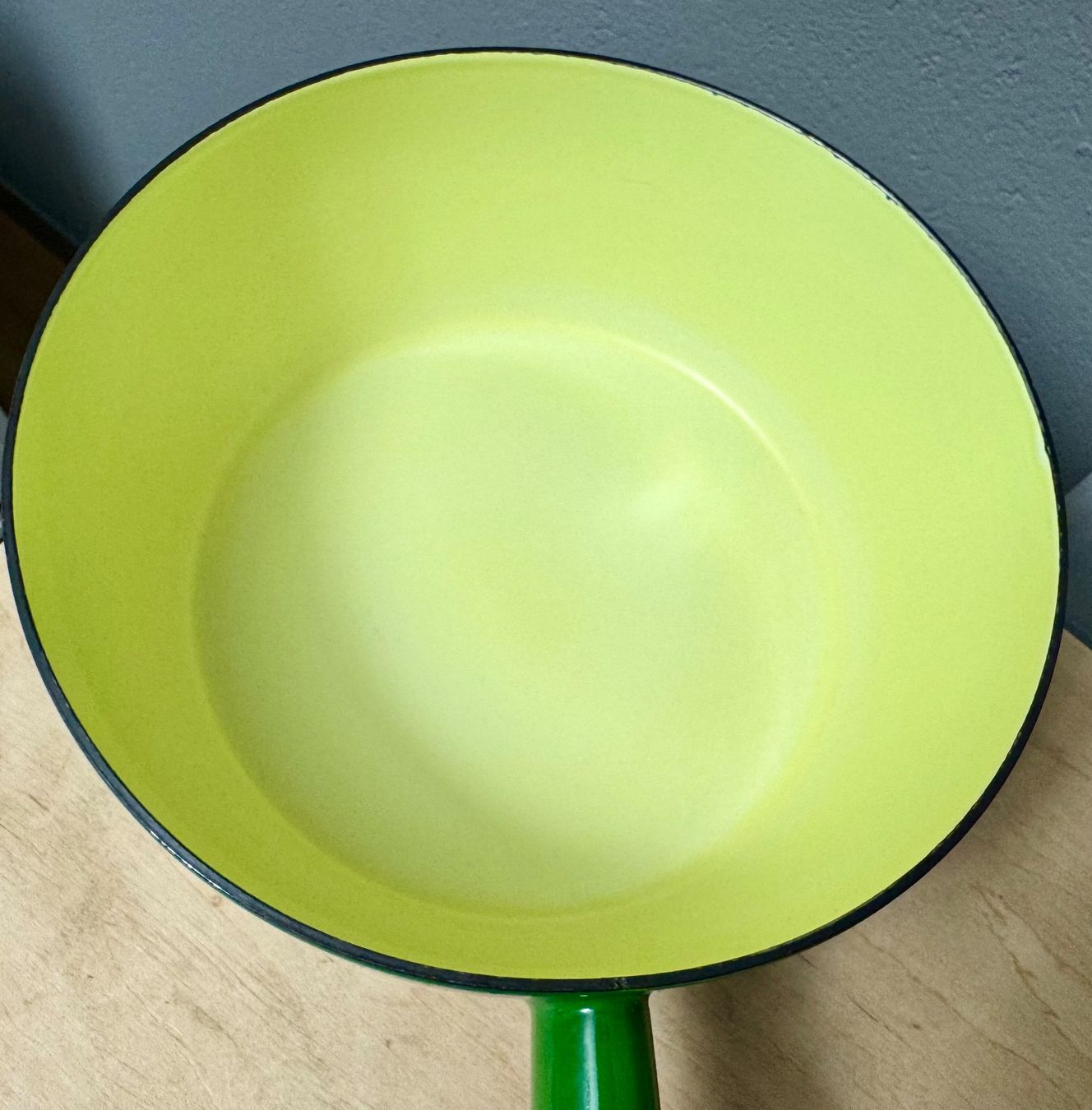 Padelle: Altes Fondue Caquelon 20 cm Durchmesser – Usato da Rothrist venduto da Luckywinner 3