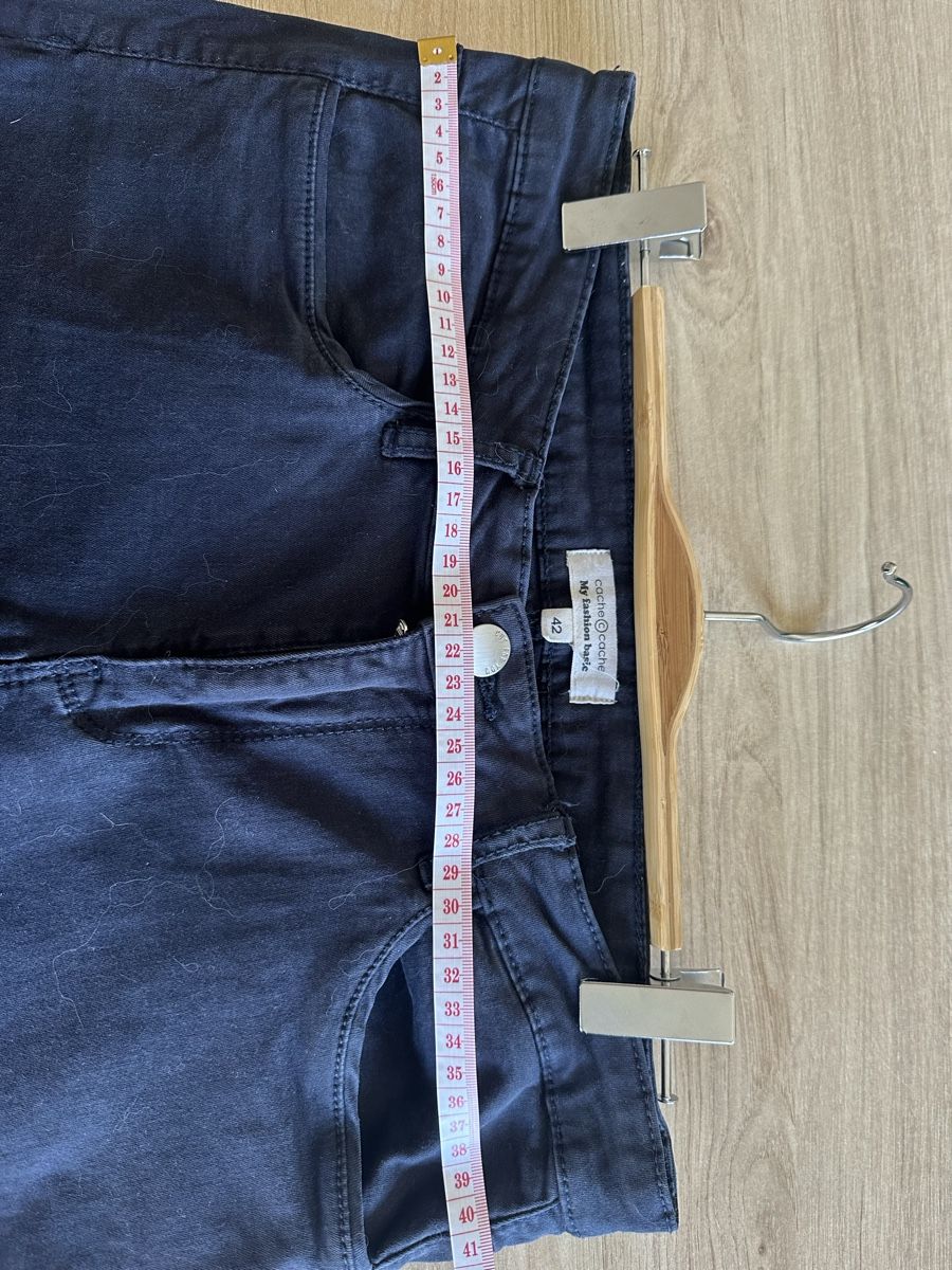 Jeans: Jean bleu marine – Nuovo (secondo la descrizione) da Lausanne venduto da sou_w9bl 3