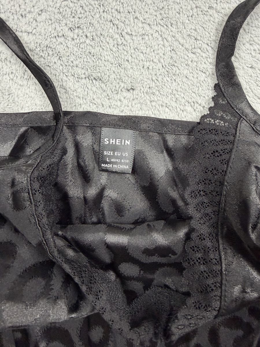 Shein Tops: Y2K frauenoberteil – Gebraucht aus Erlinsbach SO von TogaResell 2