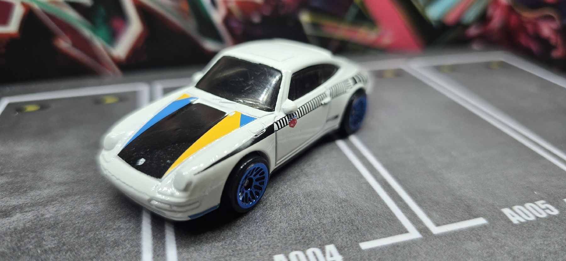 Hot Wheels Modellini d'auto: Hot Wheels Porsche – Nuovo (secondo la descrizione) da Frauenfeld venduto da ufo_yk6c