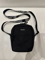 Supreme Schultertasche od. Umhängetasche / GR OneSize