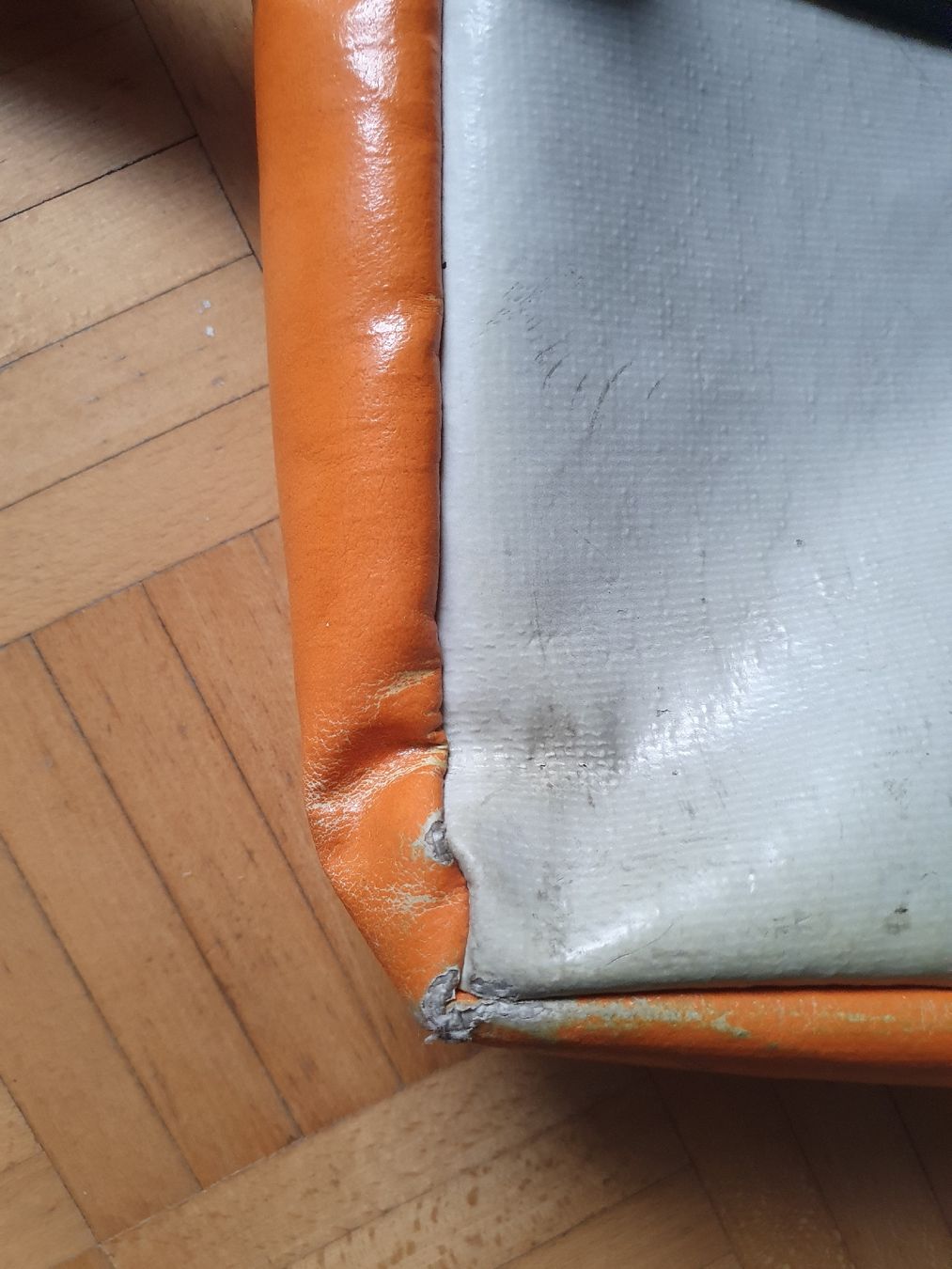 Freitag Borse: Freitag Messenger Bag weiss-orange – Usato da Luzern venduto da carmona. 5