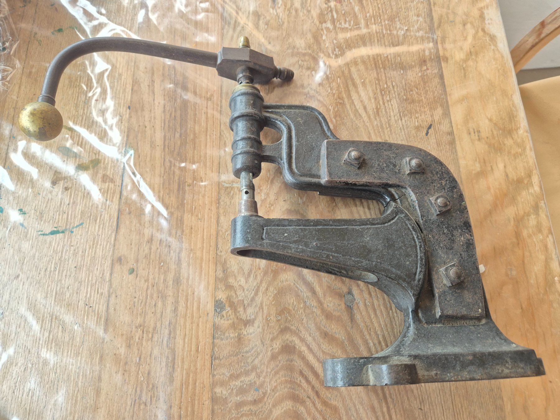 Alle Werkzeuge: VINTAGE – Presse à rivets – Neu (gemäss Beschreibung) aus Monthey von McAuthor 1