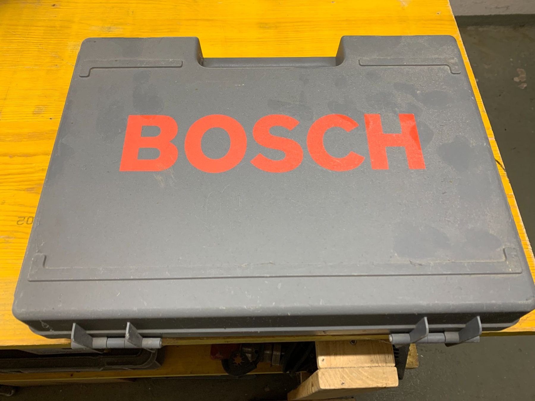 Bosch Smerigliatrici & Lucidatrici: Dreieck Schleifer Bosch – Usato da Densbüren venduto da bonifazio 3