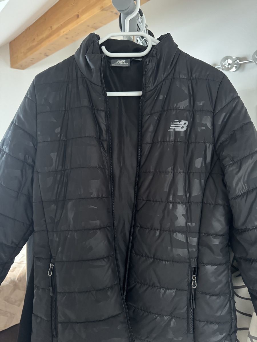 New Balance Giacche: New Balance Jacke – Usato da Lotzwil venduto da meeli0608 1