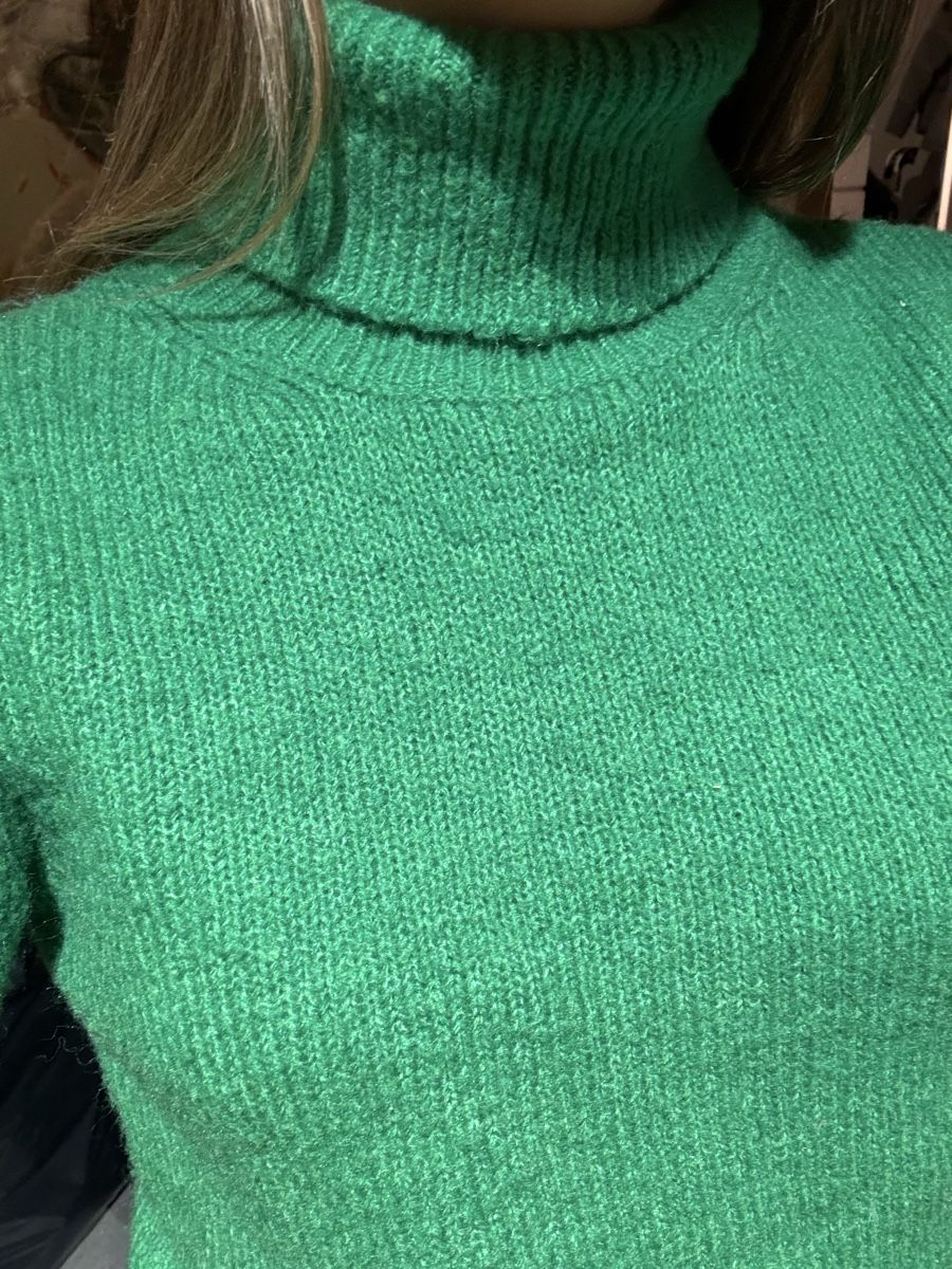 Pulls & Sweat-shirts: Rollkragen Pulli grün S – D'occasion à Zürich par SaraLU 1