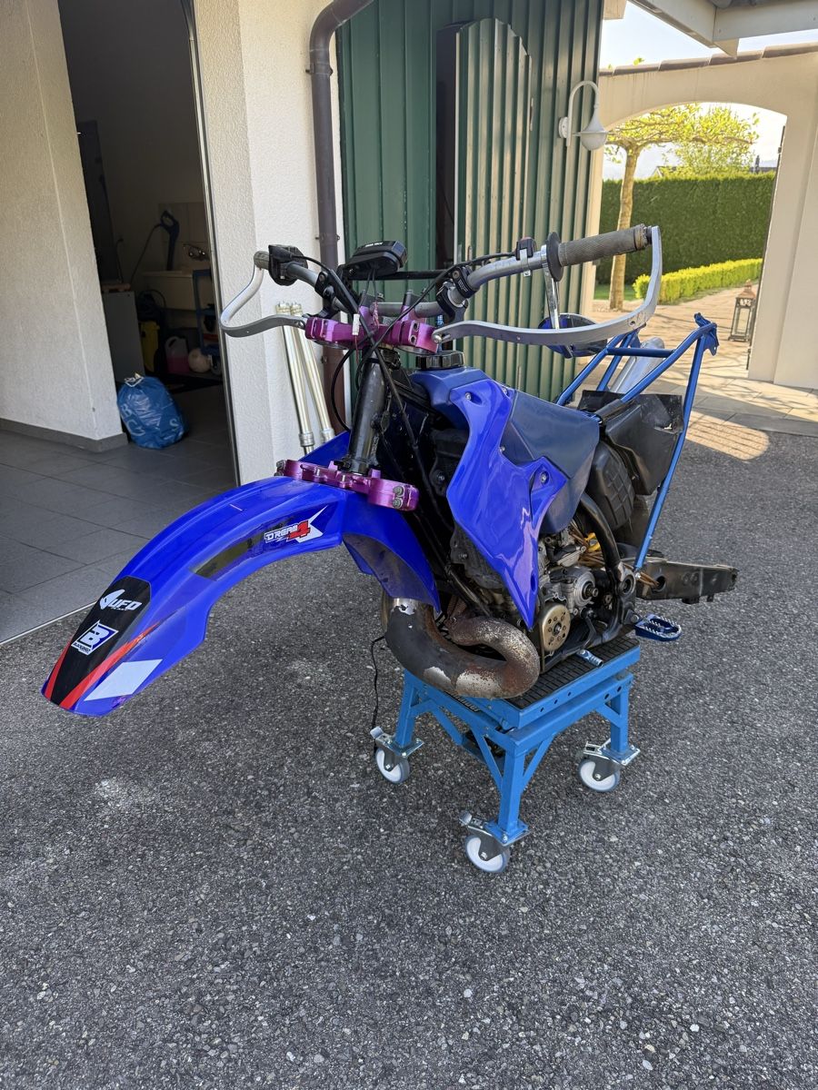 Yamaha Route: Yamaha WR250 2T – Défectueux à Bütschwil par FE101