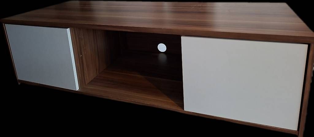 TV Möbel: Meuble TV – Gebraucht aus Savièse von cyn_5757