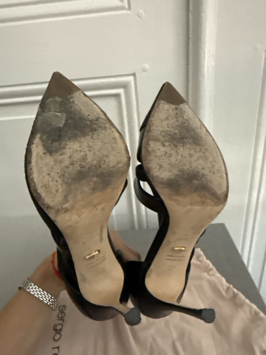 Sergio Rossi Chaussures femmes: Sergio Rossi Pumps black leather suede size 37 – D'occasion à Genève par ana_g5sp 2