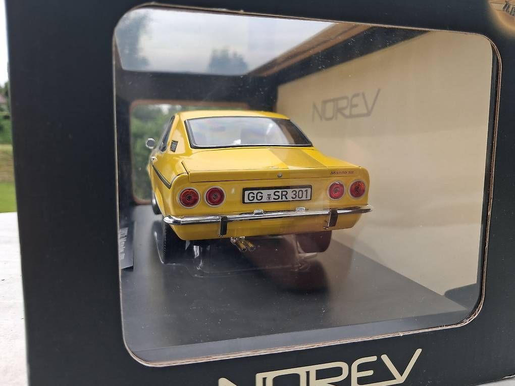 Modellini d'auto: Opel Manta A SR Norev 1:18 – Usato da Huttwil venduto da kadett_78 3