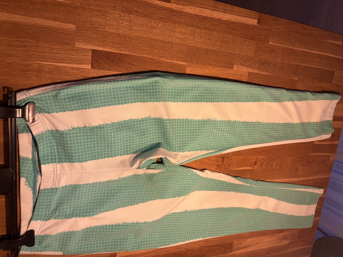 Rundholz Hosen: Hose, Rundholz blacklable, Grösse S – Neu (gemäss Beschreibung) aus Domat/Ems von Gui_gui8