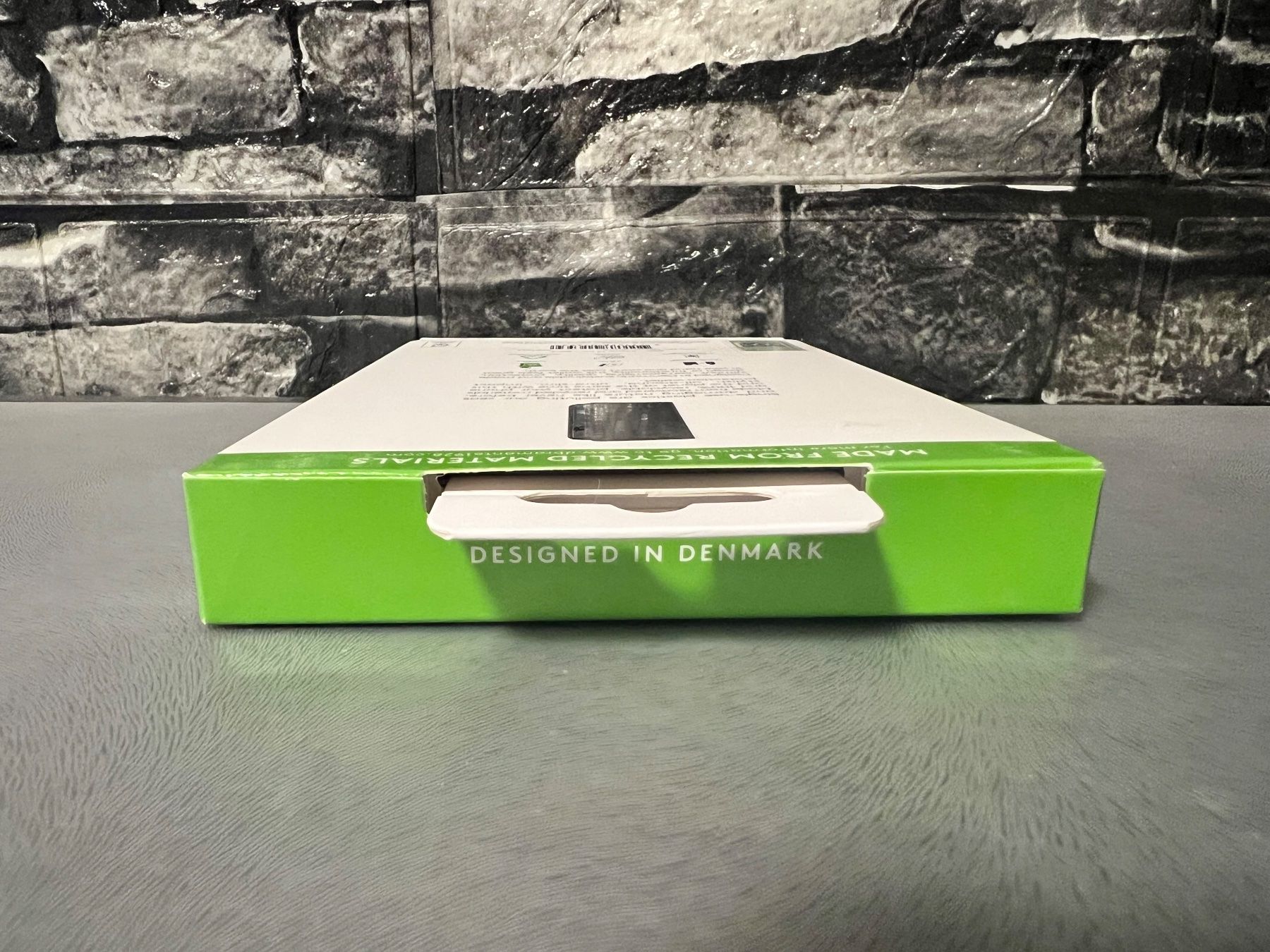 Apple Cover & Protezioni schermo: iPhone 14 Pro dbramante1928 Oslo – Nuovo (secondo la descrizione) da Bern venduto da No1e 7