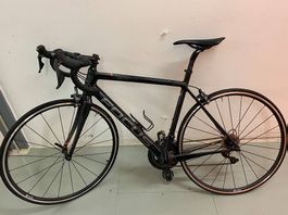 Velo focus Cayo evo2 Léger carbone en état neuf ( peu roule)