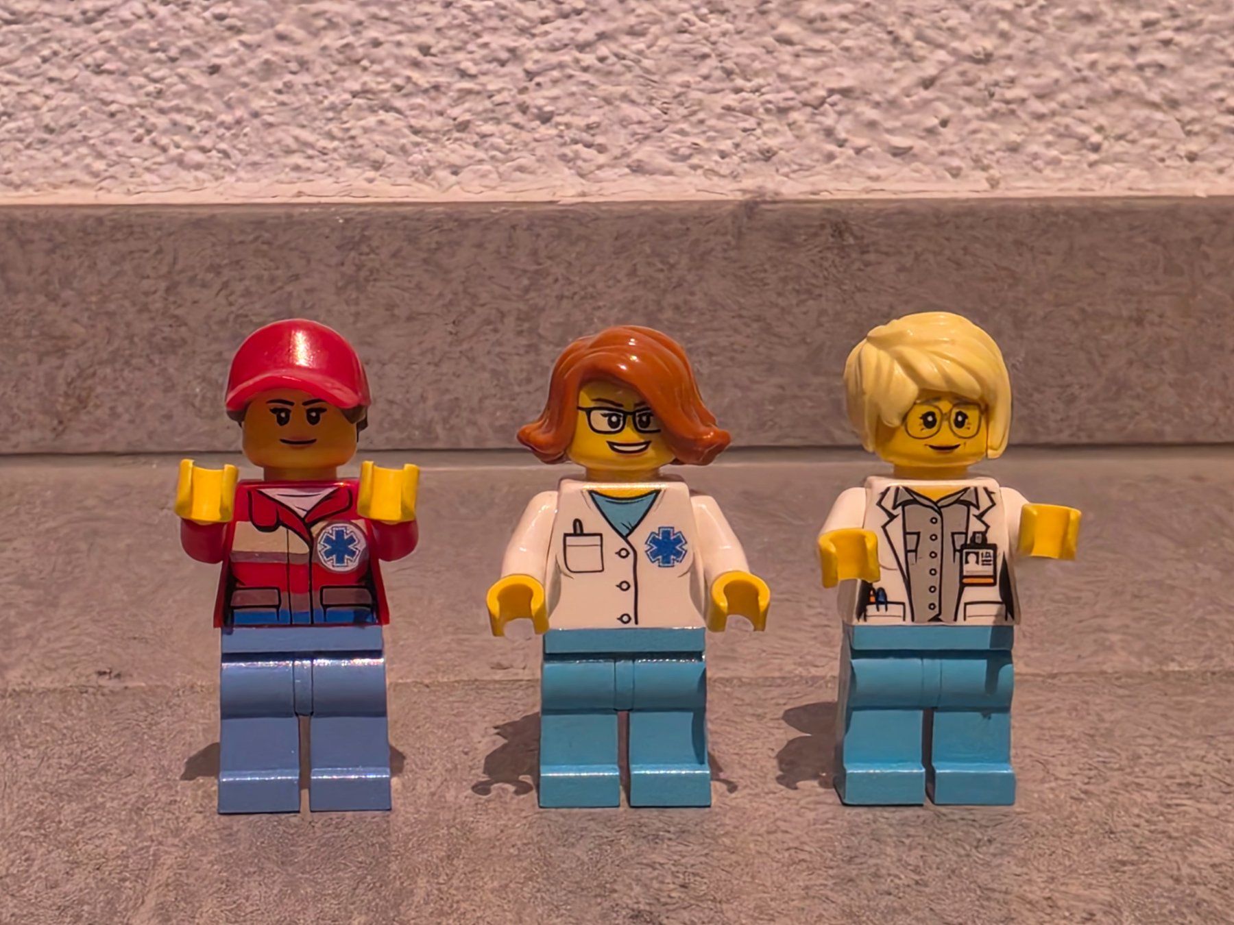 Lego Giocattoli: 60204 LEGO City Hospital – Usato da Niederlenz venduto da das_ws5p 4