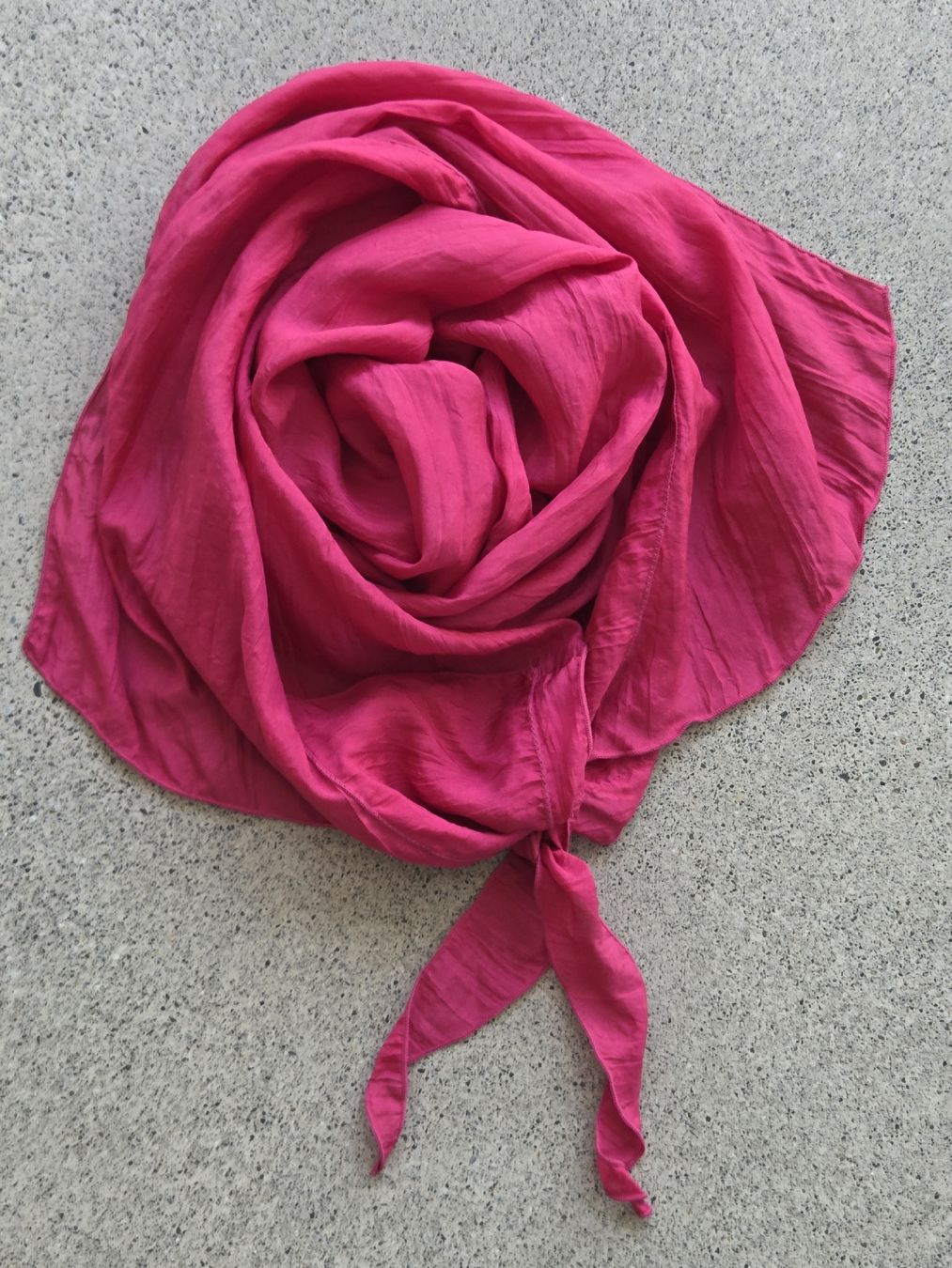 Foulards & écharpes: Seidenschal 40 x 150 cm – Neuf avec emballage d'origine à Frauenfeld par Schenken-mit-Herz