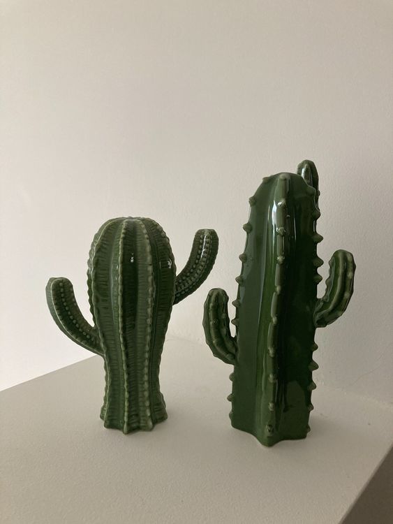 NEUE Deko- Kaktus (Zwei Stück)