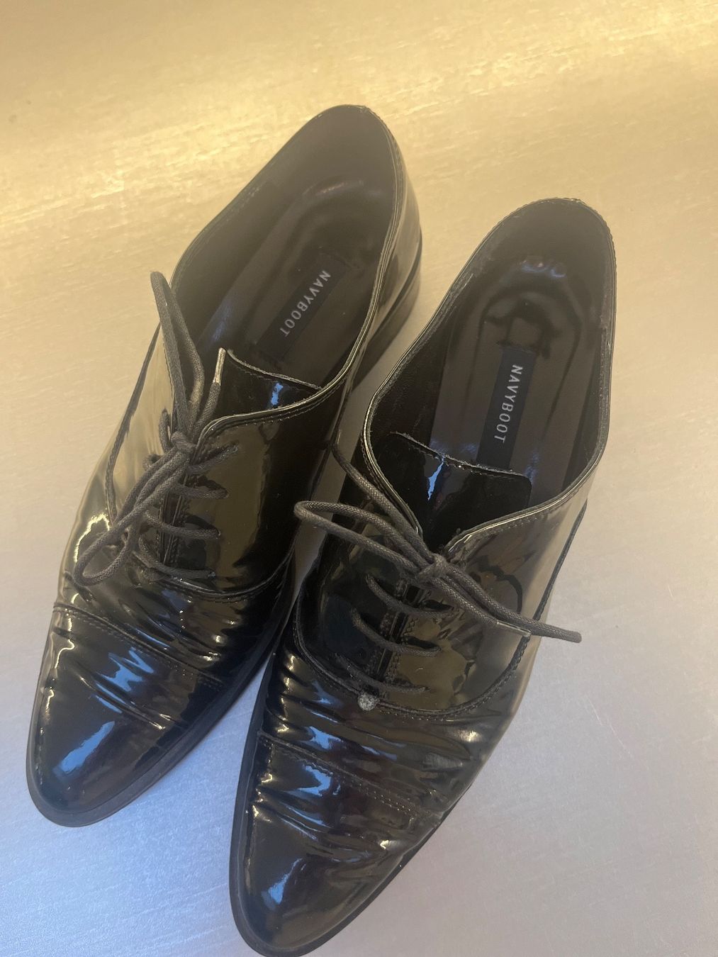 Navyboot Scarpe da donna: Navy Boot Lackschuhe Gr.36 – Usato da St.Gallen venduto da Monrose
