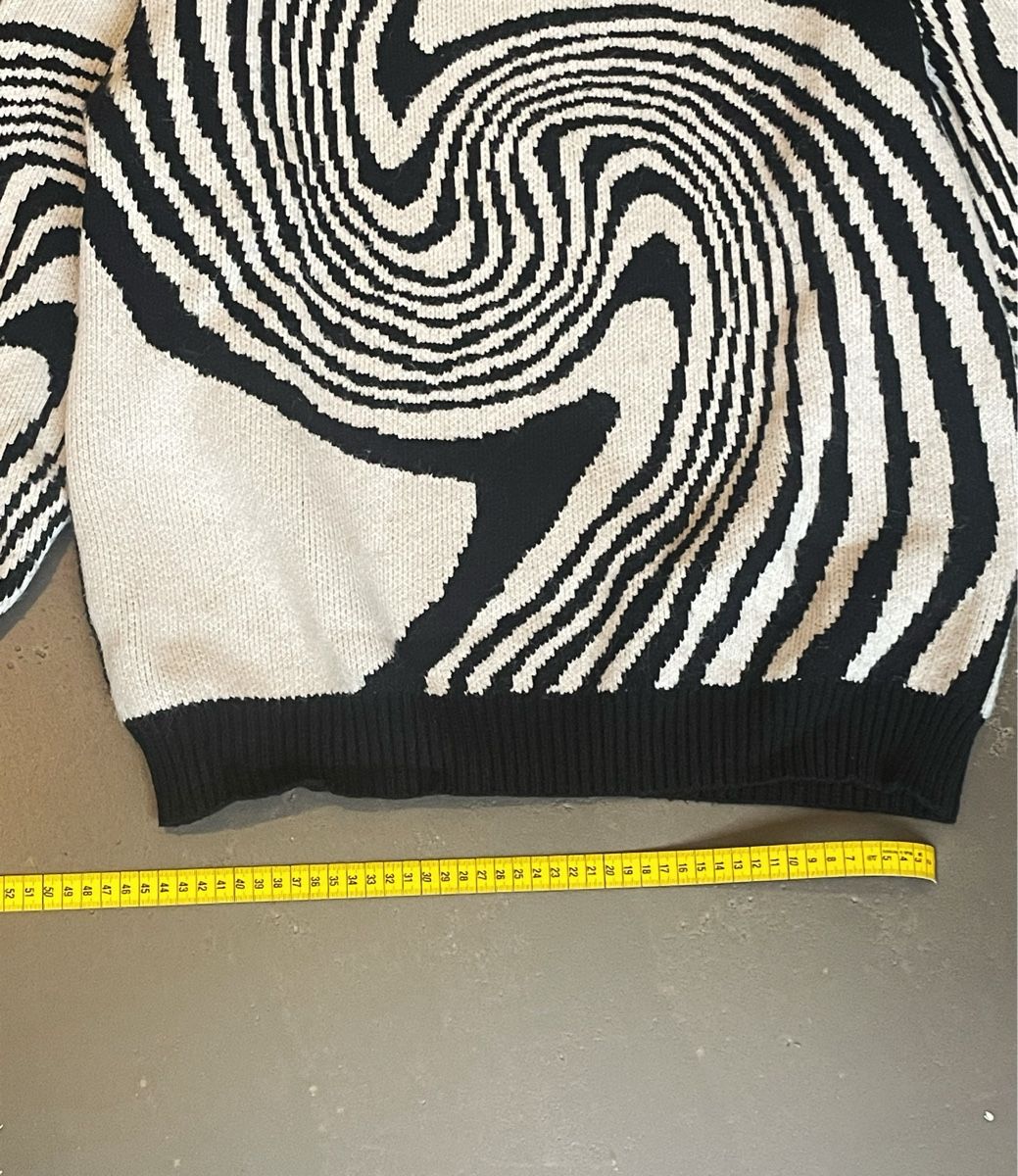 Maglioni & Felpe: Adam Freak Pullover Black and White Size L – Usato da Beinwil am See venduto da piscino 2