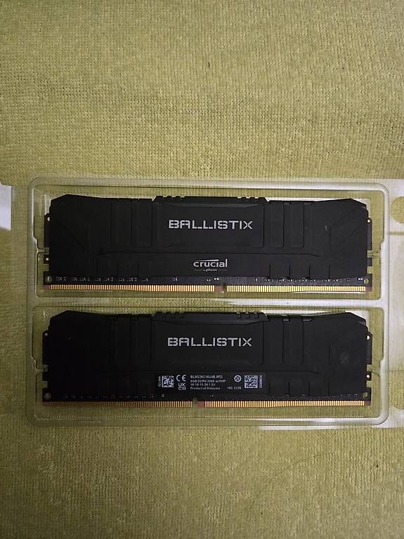 Memoria / RAM: 2x8GB DDR4 2666 – Usato da Corminboeuf venduto da Jason.hrv 1