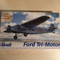 2998 ... Ford 4-AT Tri Motor ... Revell 85-5246 Sonder-Ed.