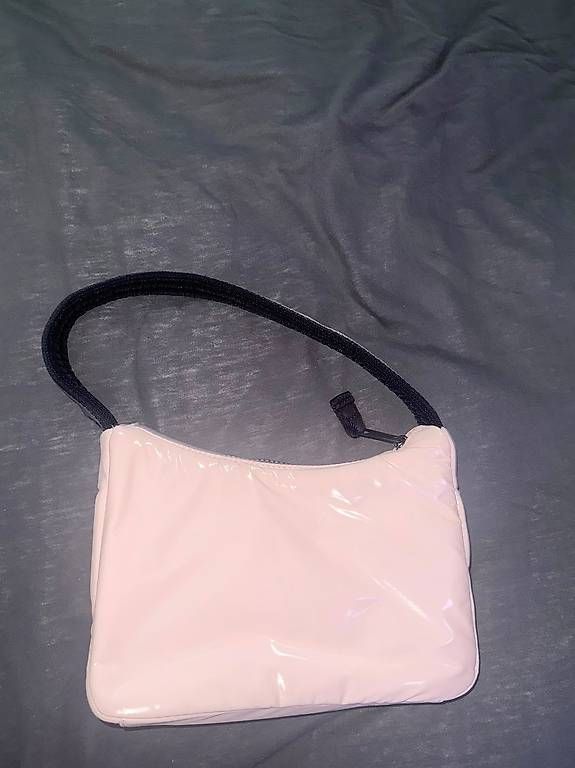 Sacs femmes: 3 ungebrauchte modische Taschen – Neuf avec emballage d'origine à Bettlach par shl_5hbv 3