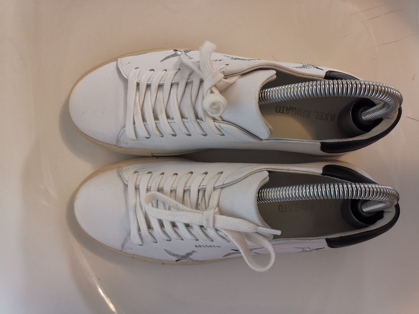 Axel Arigato Damenschuhe: Axel Arigato Sneakers  – Gebraucht aus Uerikon von pink_flamingo 2