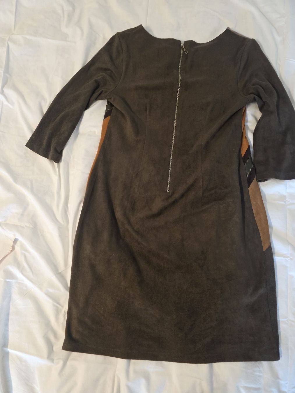 Vestiti: Robe Sweet Miss – Usato da Forel (Lavaux) venduto da jon_565n 1
