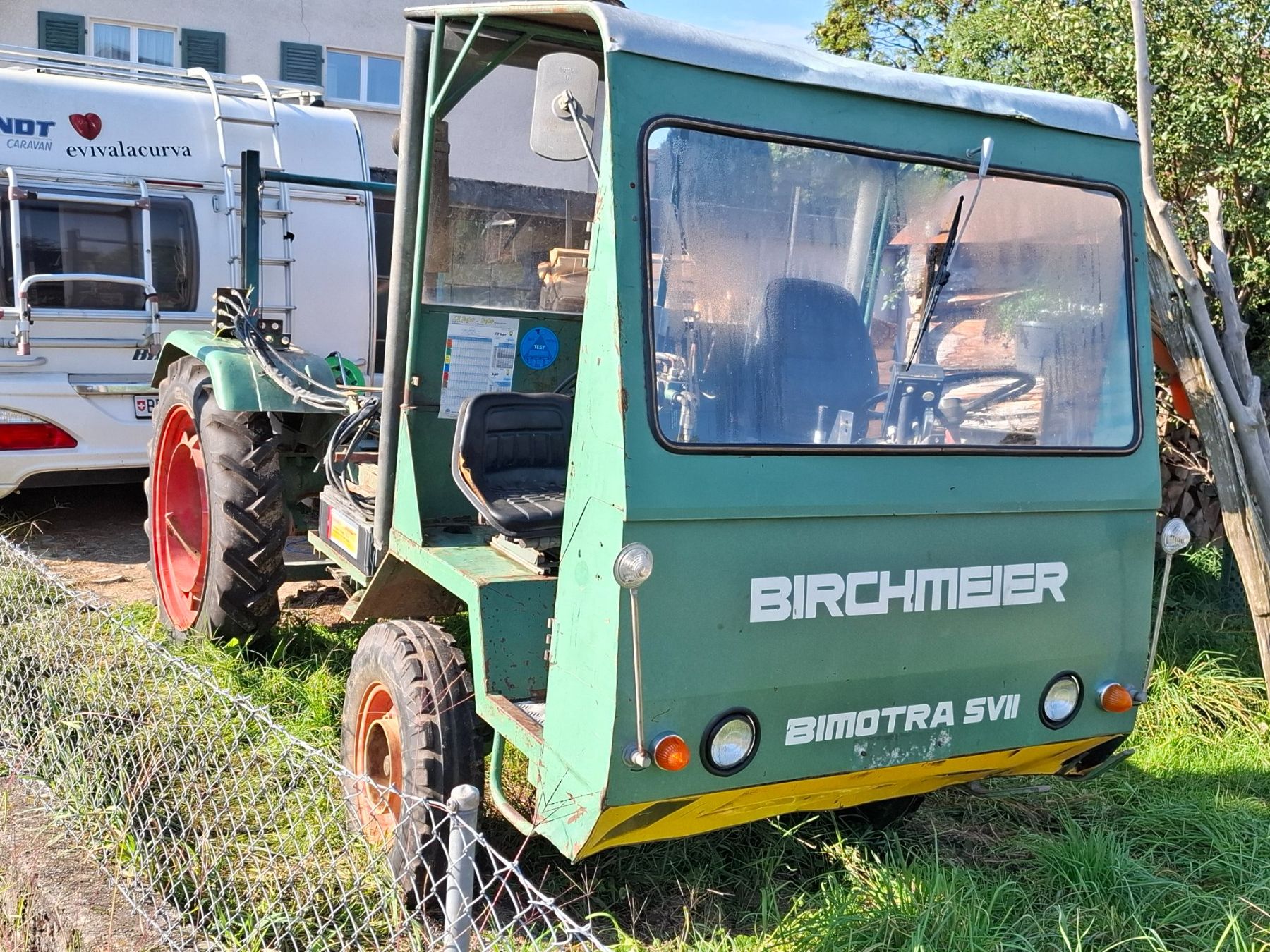 Birchmeier Tutte le macchine: Bimotra, Feldspritze, Oldtimer Traktor, Spassfahrzeug – Usato da Lotzwil venduto da Evivalacurva