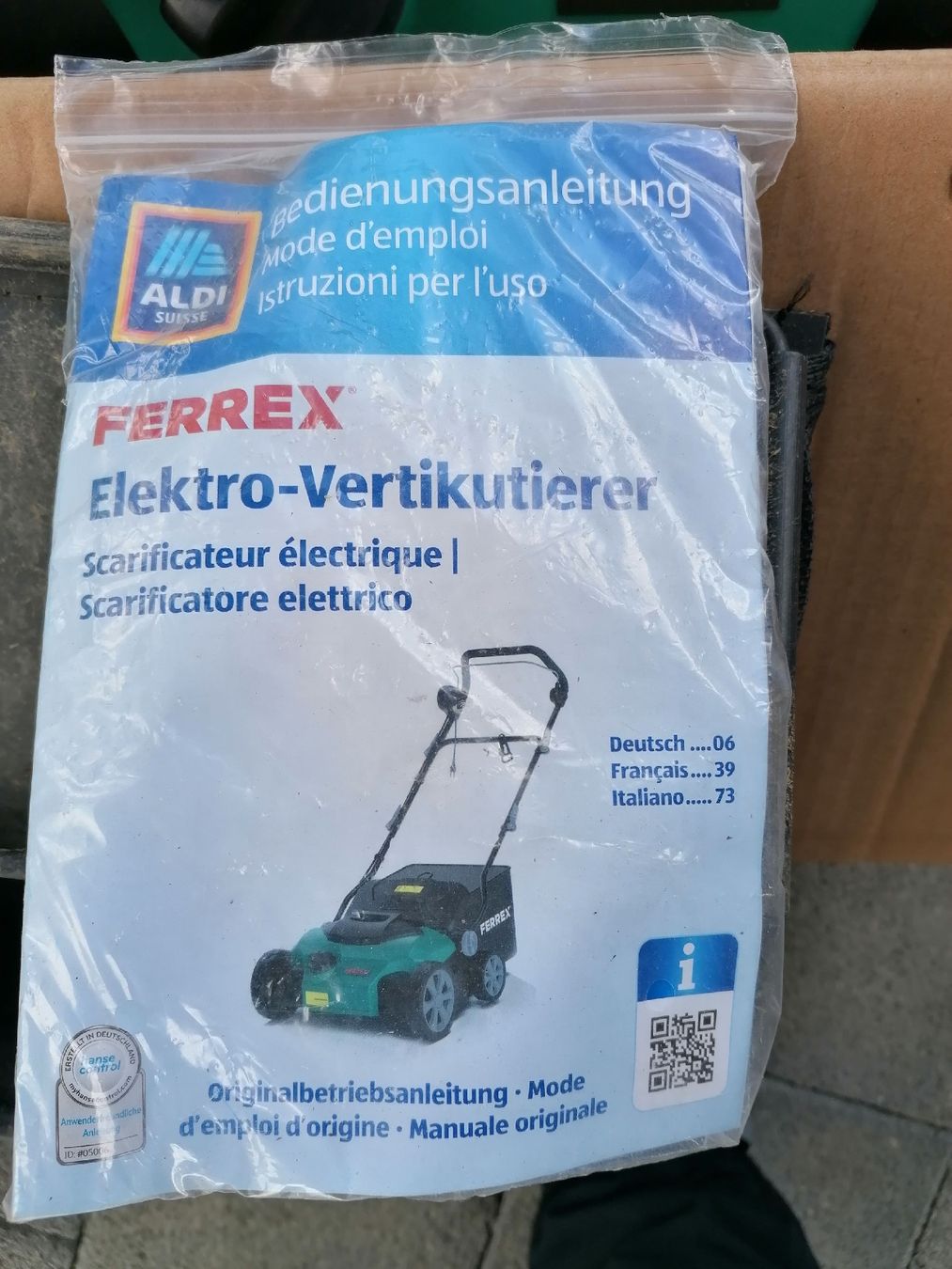 Appareils de traitement du sol: FERREX Elektro-Vertikutierer – D'occasion à Egolzwil par mobiledeluxe