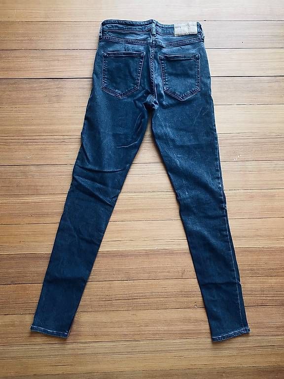 Samsøe Samsøe Jeans: Skinnyjeans von Samsoe Samsoe – Usato da Aarau venduto da lacrimara 1