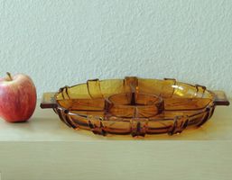 Plat apéritif art déco en verre, Tchécoslovaquie, 1930-1940s
