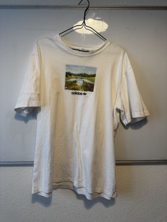 Adidas Originals T Shirt weiss mit Print