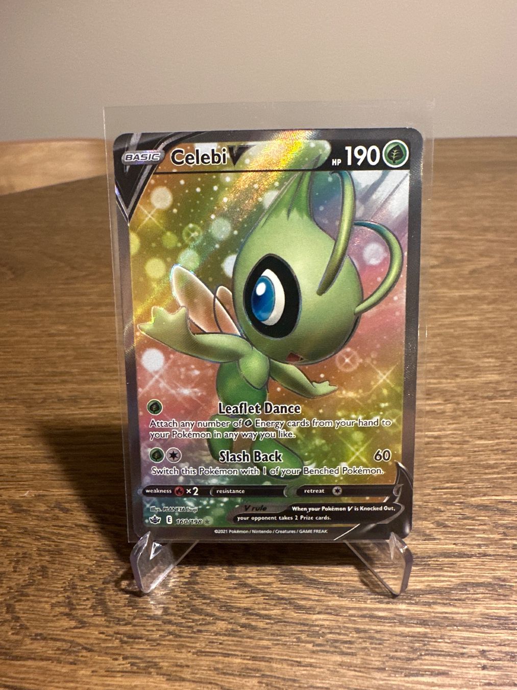 Pokémon Carte collezionabili: Celebi V 160 Chilling Reign – Usato da Forch venduto da PokeZurich