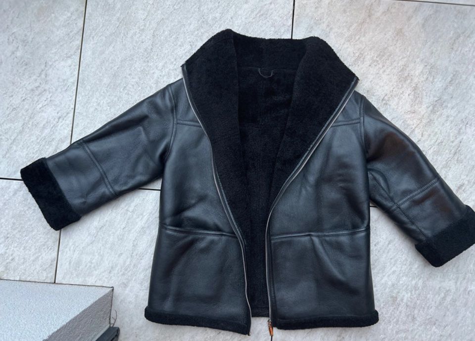 Cappotti: Sheepskin Coat – Usato da Basel venduto da as_rcrd