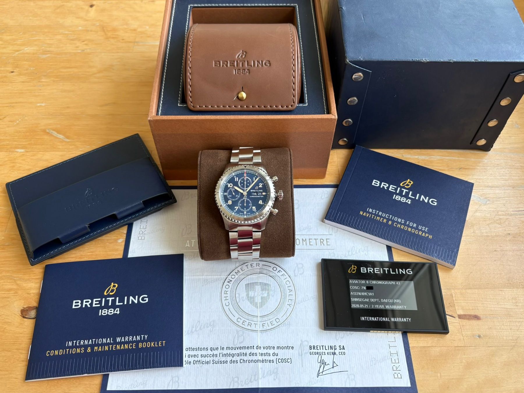 Breitling Uhren: Breitling Aviator 8 Chronograph 43 Blue Fullset – Gebraucht aus Birsfelden von Mynos 1