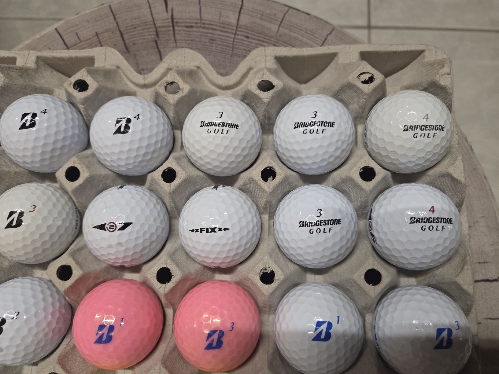Palloni: Bridgestone Golfbälle 30 Stück – Nuovo (secondo la descrizione) da Bad Ragaz venduto da Sly_fox_65 5