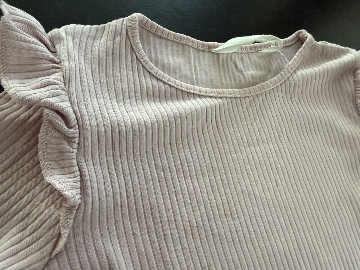 Maglioni & Felpe: Langarmshirt Grösse 122/128 – Usato da Grabs venduto da Shelly_87 1