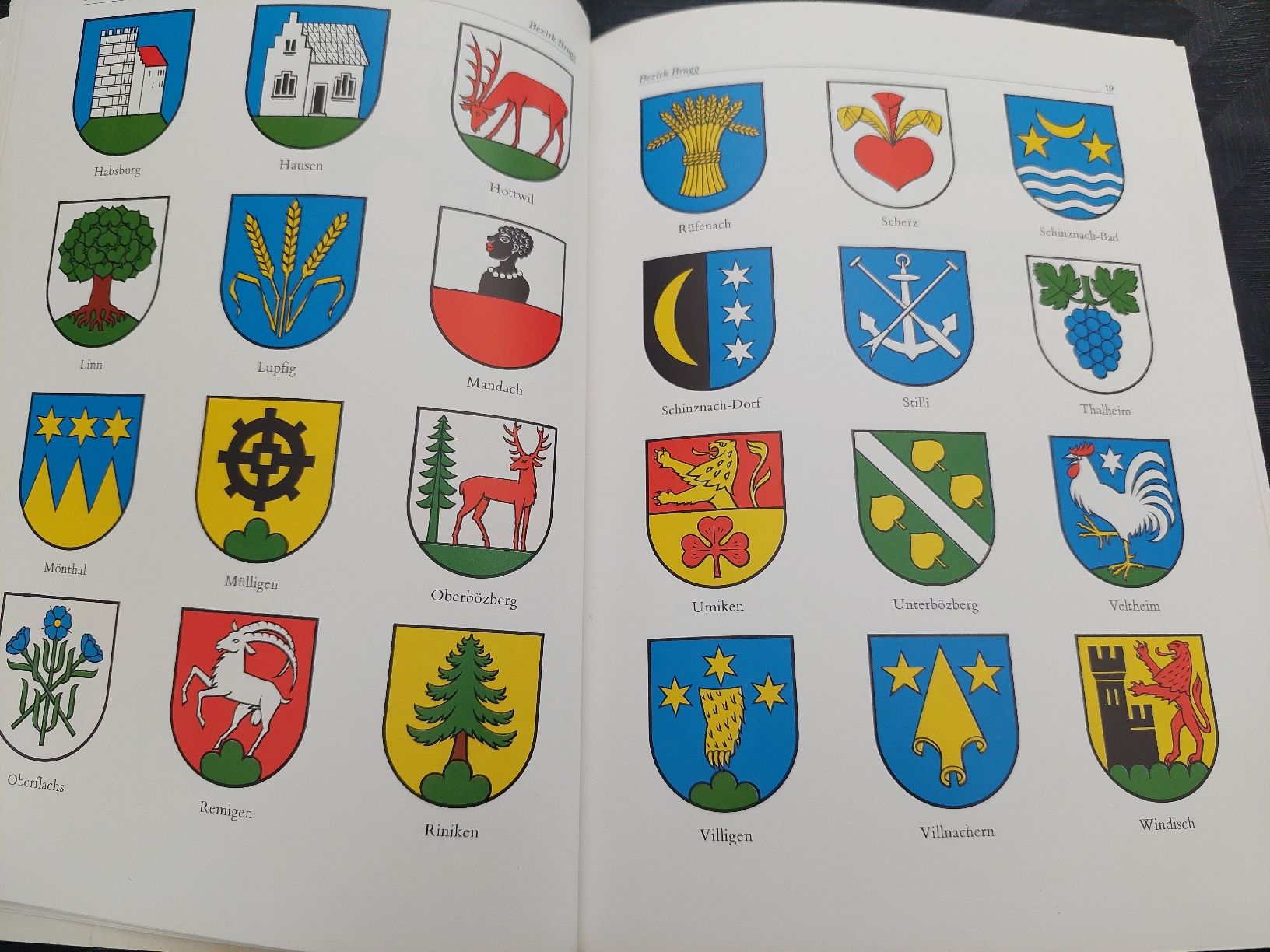 Bücher: Gemeindewappen des Kantons AG – Gebraucht aus Zetzwil von lanst08 1