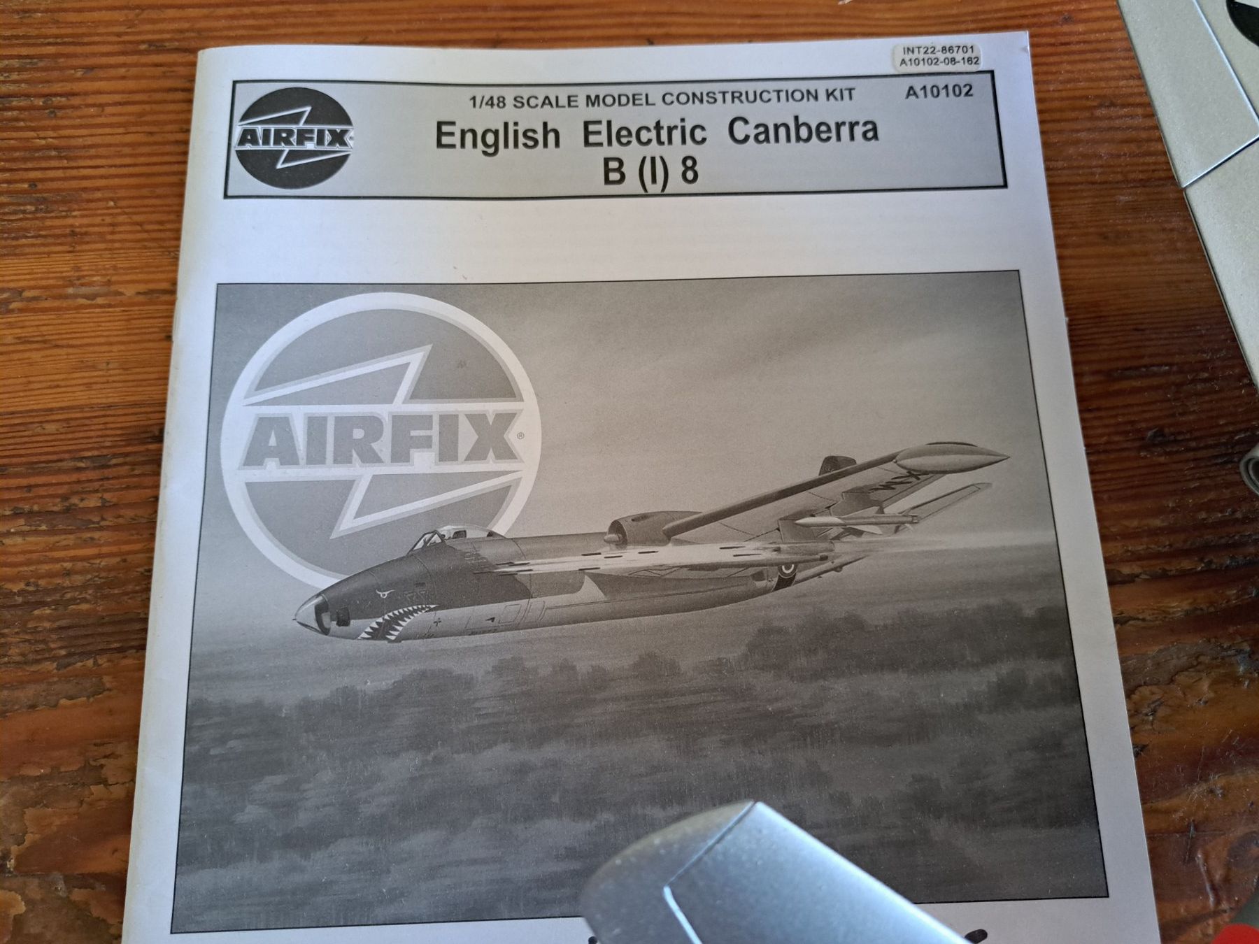 Airfix Kit di modellismo & Modellini statici: Canberra USAF 1 /48 base airfix A10102 – Usato da Düdingen venduto da ananda1709 4