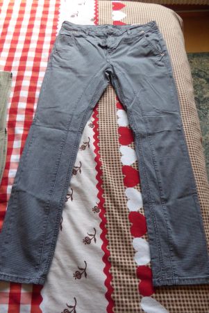 Lässige Hose ATT Gr W38 L30 Gr 42 Bund 43cm klein kariert
