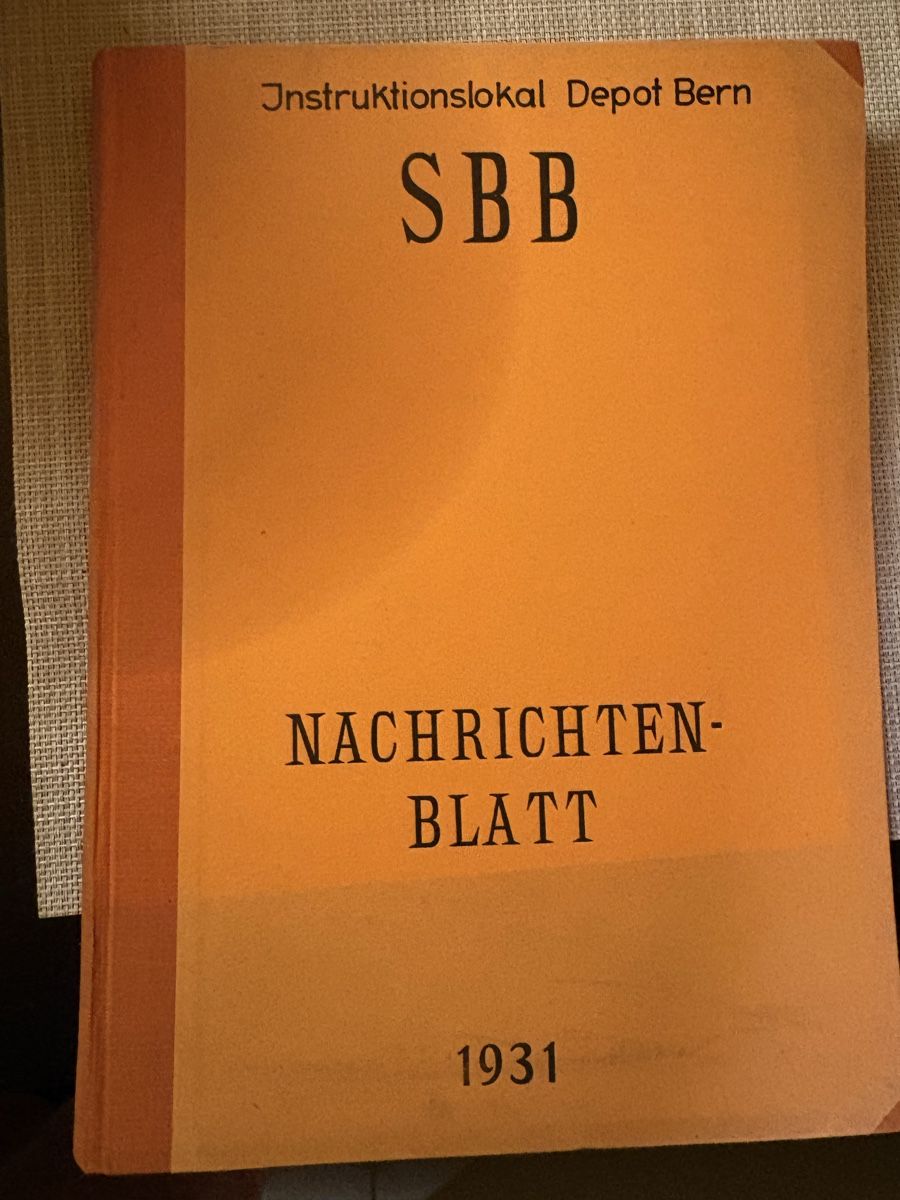 Libri: Nachrichten-blatt – Usato da vionnaz venduto da CFC_b48 4