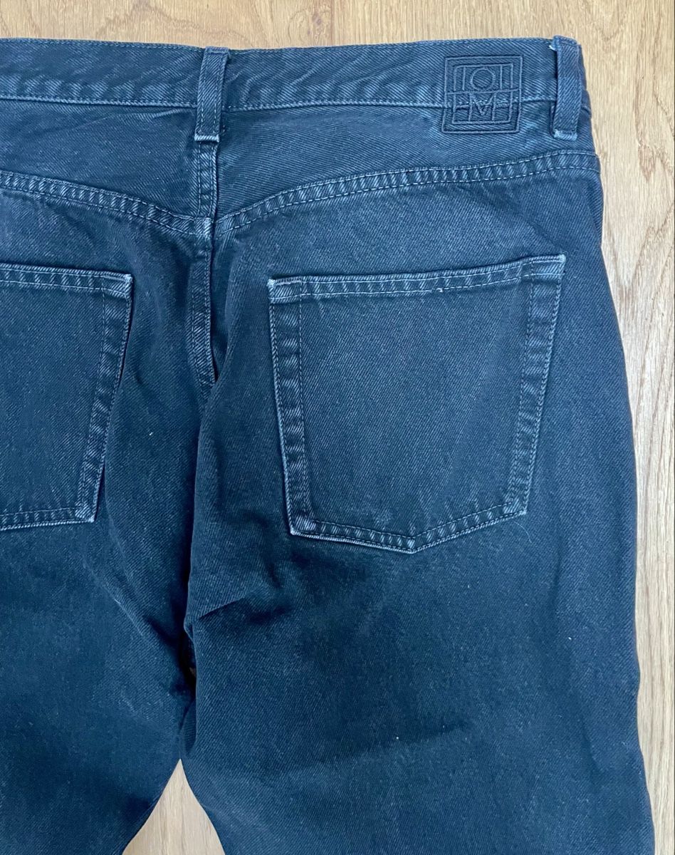 Totême Jeans: Totême straight black jeans 28/32 – Usato da Yverdon-les-Bains venduto da pen_bbz8 4