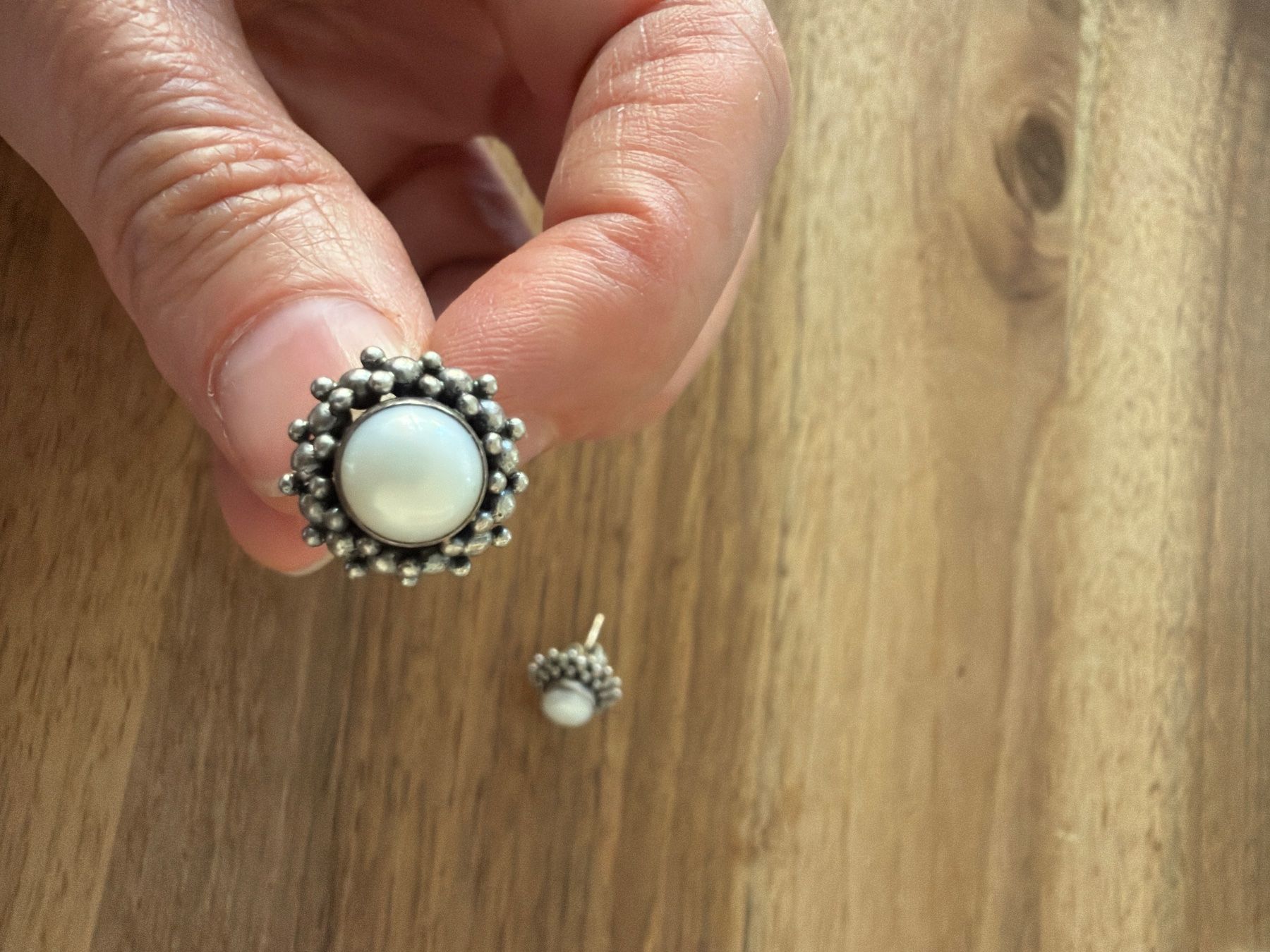 Orecchini pendenti & Orecchini a lobo: Silber Ohrstecker 925 mit Perlmutt-Einlage, Top Zustand – Usato da Wettingen venduto da Allgor 1