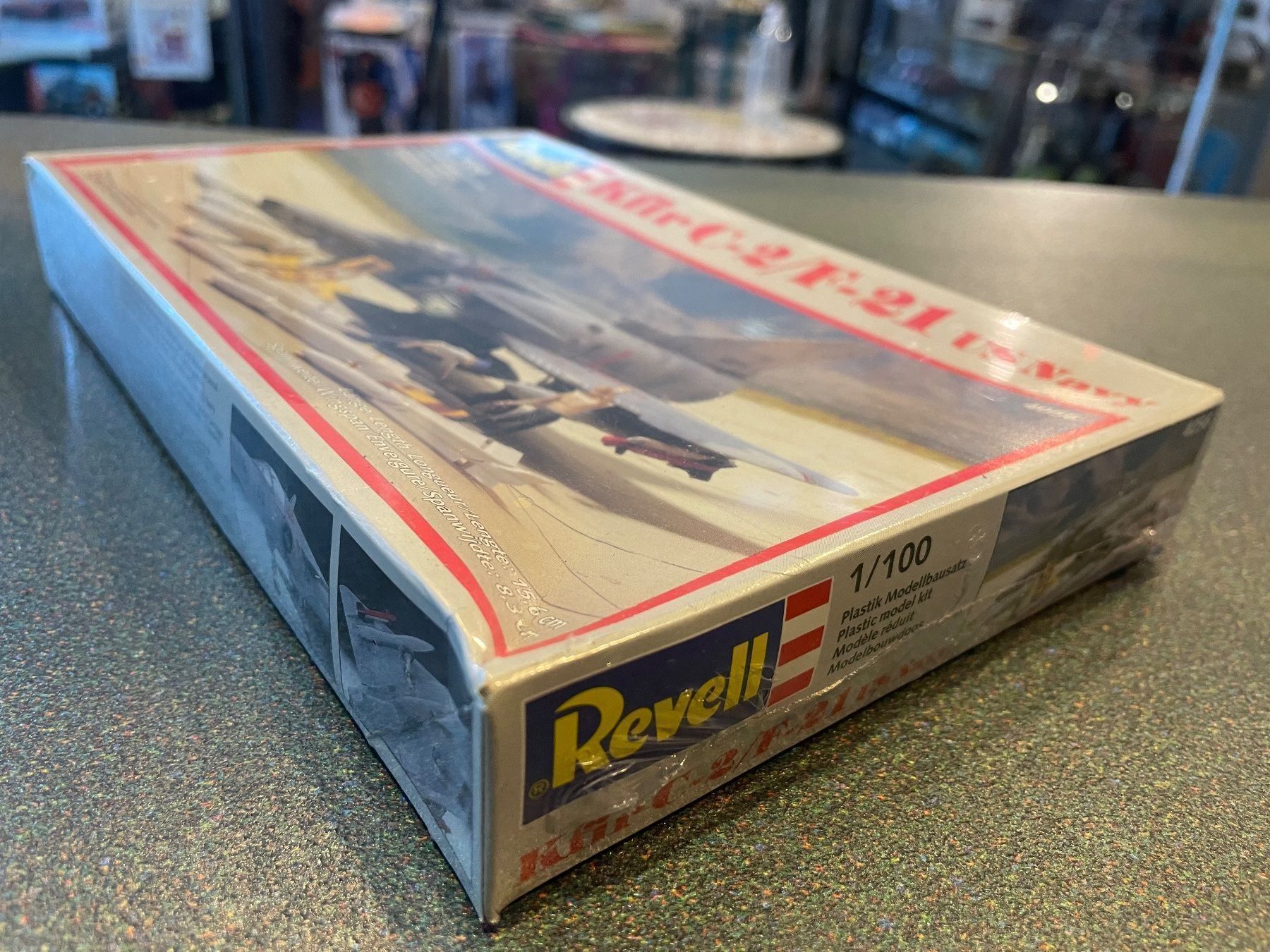 Revell Kit di modellismo & Modellini statici: Revell 1:100 Kfir C-2 Us navy – Nuovo e nell'imballaggio originale da Chiasso venduto da Carrara-Modellismo 2