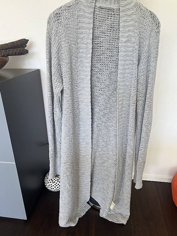Giacche: Strickjacke Cardigan von NILE – Usato da Neftenbach venduto da bebbels69