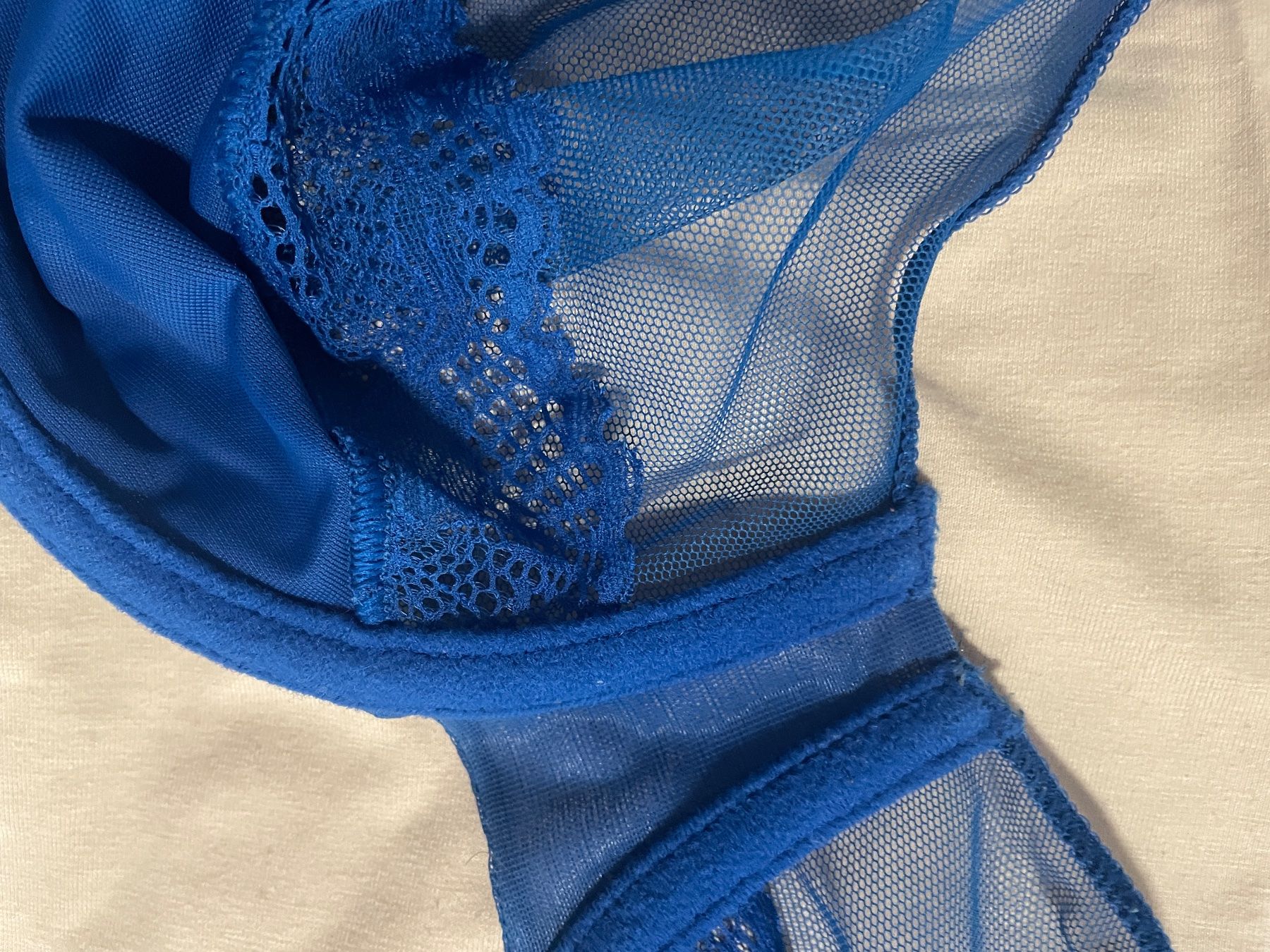 Triumph Altra biancheria intima: Wunderschöner zarter BH von Triumph – Usato da Zürich venduto da jandra01 6