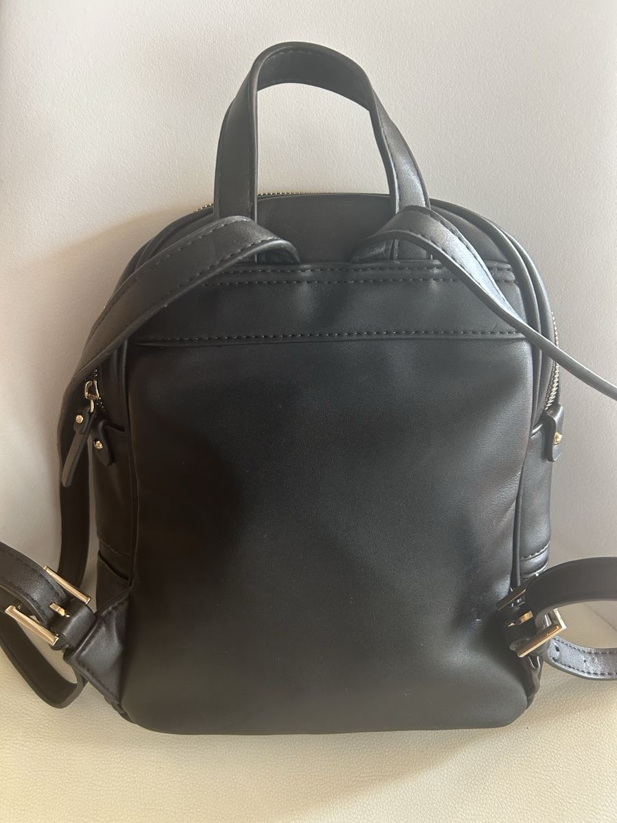 Maddison Rucksäcke: Rucksack schwarz Marke Maddison mit "FUN" Strass  – Gebraucht aus Röschenz von c_k_wj8r 1
