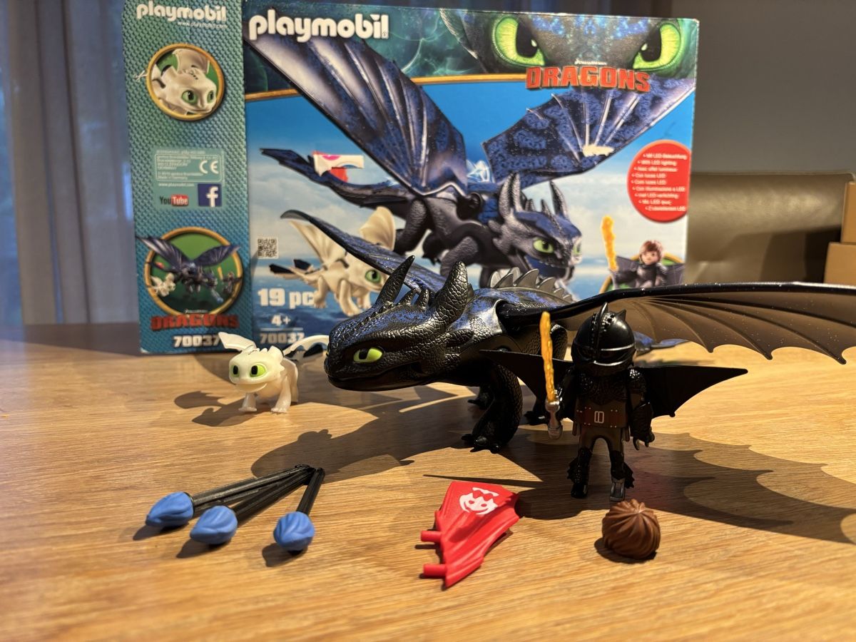 Playmobil Dragons Set 70037 - Ohnezahn & Hicks (Gebraucht) in Maur für ...